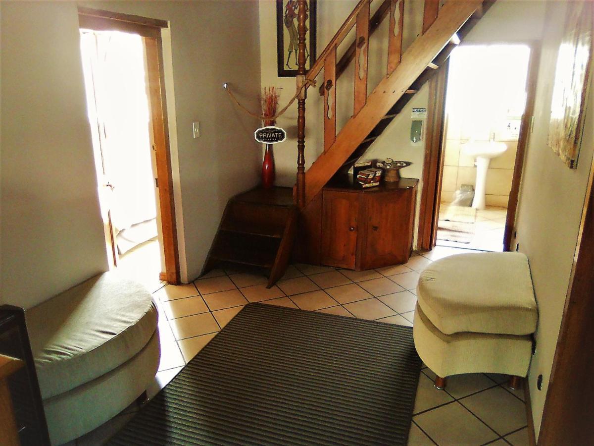 Jembjo'S Knysna Lodge & Backpackers Eksteriør billede