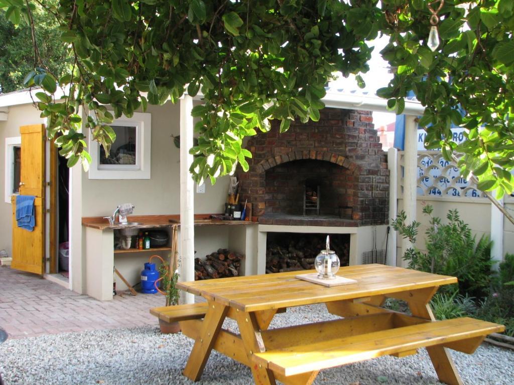 Jembjo'S Knysna Lodge & Backpackers Eksteriør billede