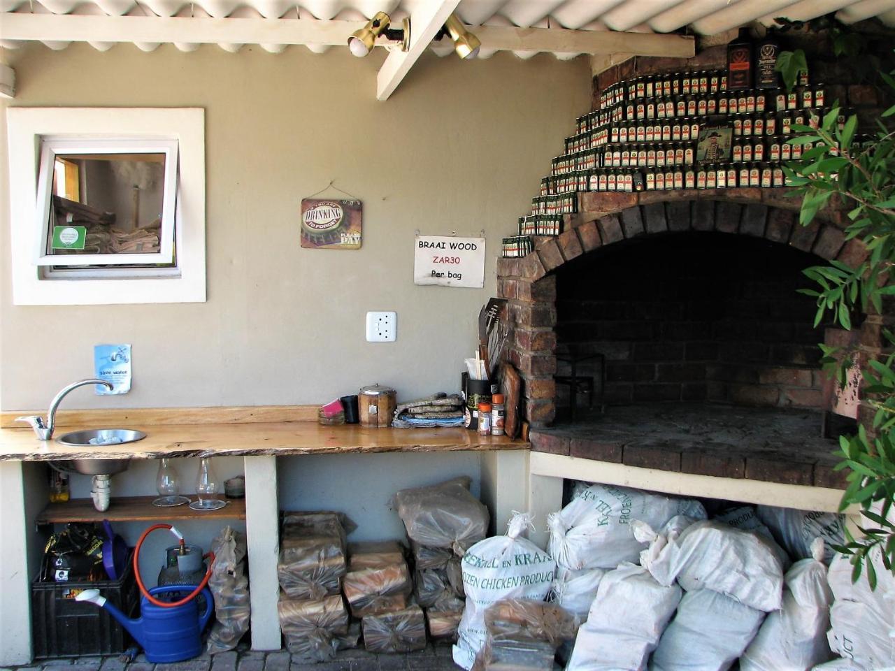 Jembjo'S Knysna Lodge & Backpackers Eksteriør billede