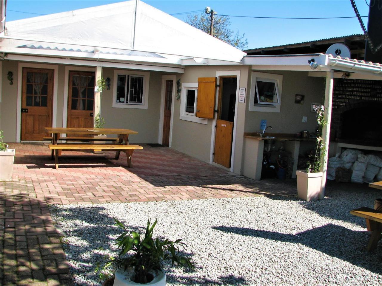 Jembjo'S Knysna Lodge & Backpackers Eksteriør billede